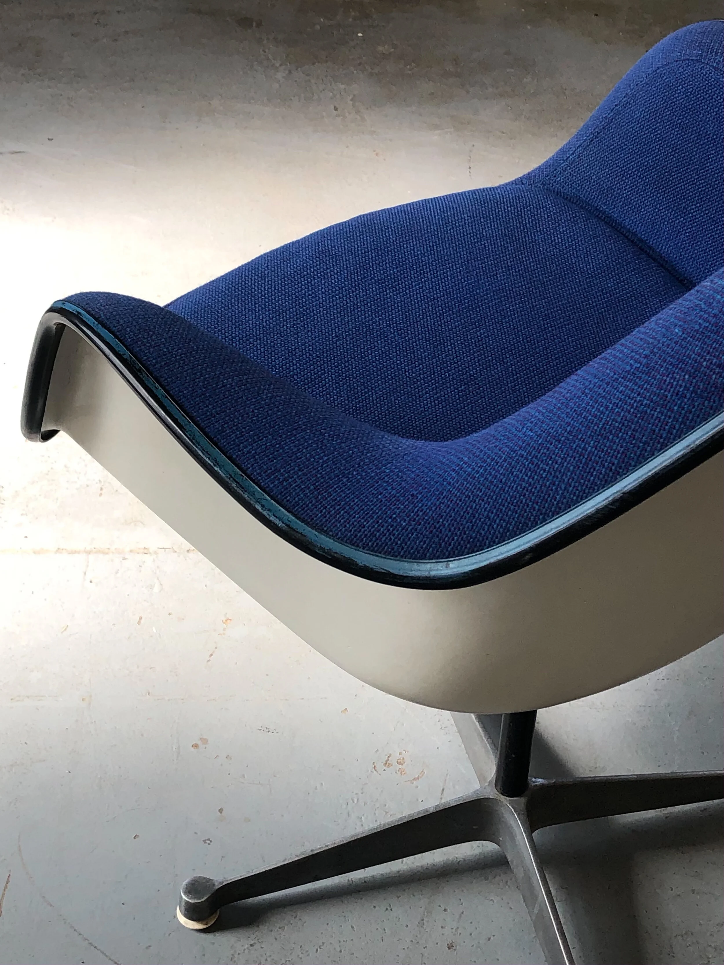 Eames 'Loose Cushion Chair' — 84 1/2